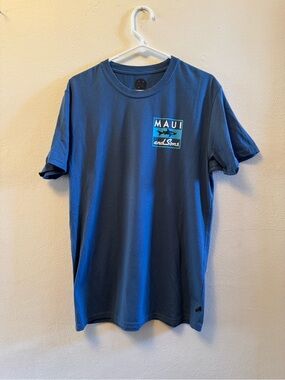 NWOT- Maui and Sons Classic Shark Logo T-Shirt - Blue - Tag-less - Size Large